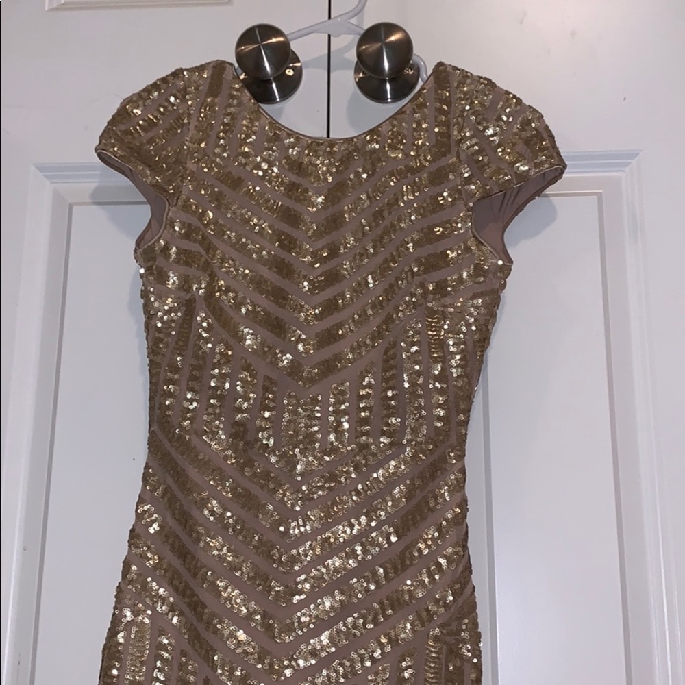 MAKE OFFERS! 💜NORDSTROM formal gold sequin dress - Picture 5 of 5